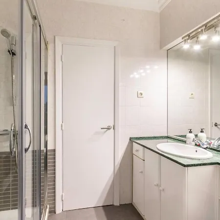 Amplio Y Comodo En Basurto Bilbao