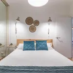 Amplio Y Comodo En Basurto * בילבאו